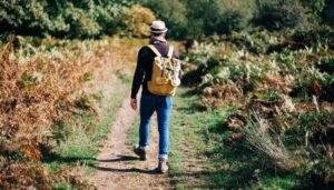 How long does it take to walk 10km by age and gender?