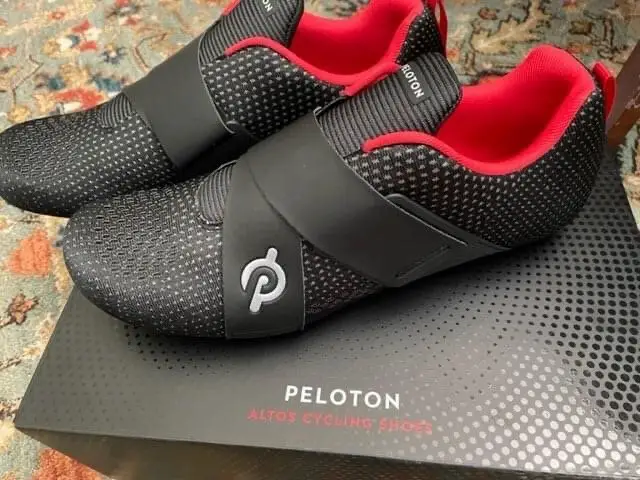 Peloton altos cycling shoes