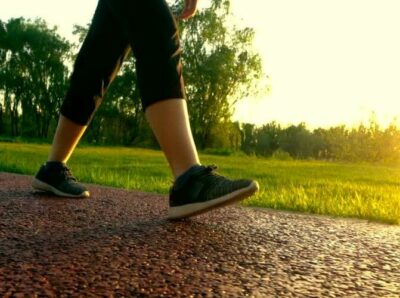 How Many Steps to Walk or Run 4 Miles by Height and Gender?