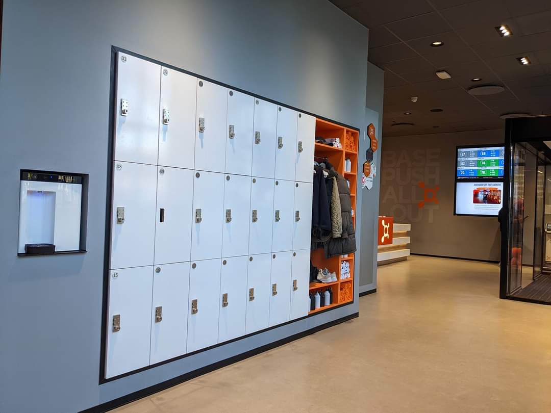 (7+ Pictures) Does Orangetheory Have Showers and Lockers?