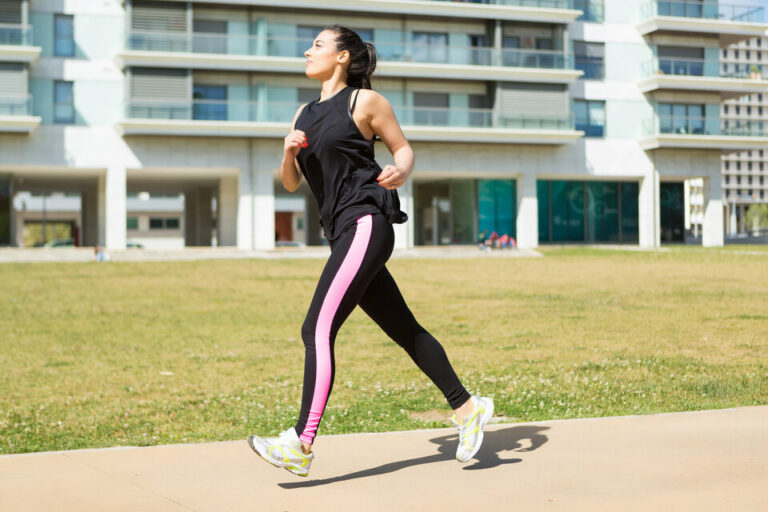 How Many Miles in 8000 Steps By Gender, Height & Pace?