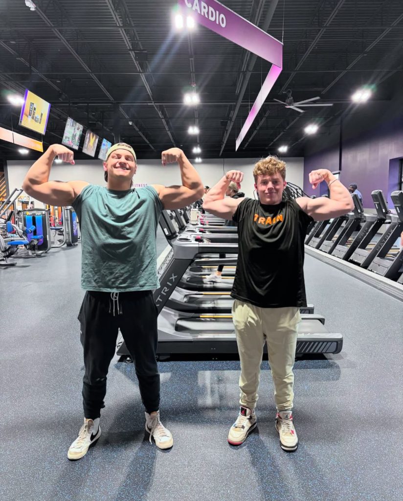 Crunch Fitness