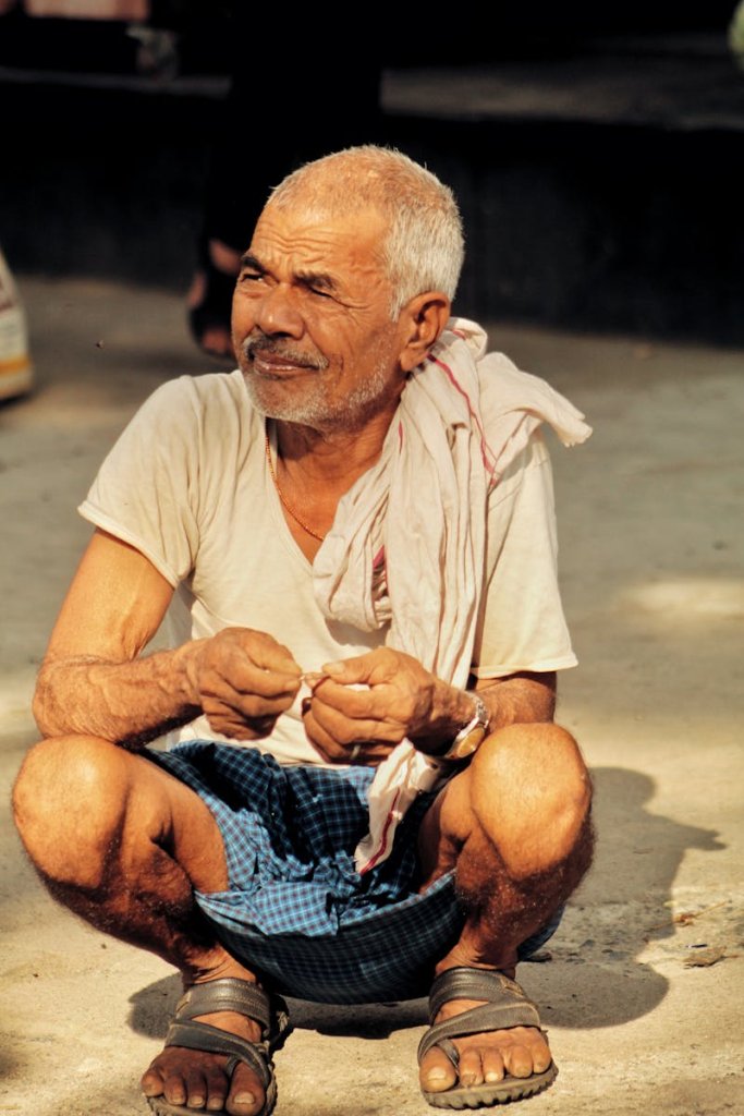Asian Squat: Benefits, How to Do It, and Why It’s Going Viral