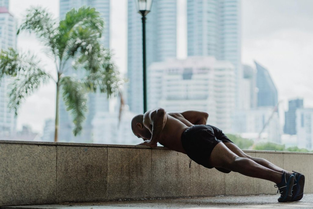 Incline Push-Ups: 5 Variations to Build Chest & Shoulder Strength 
