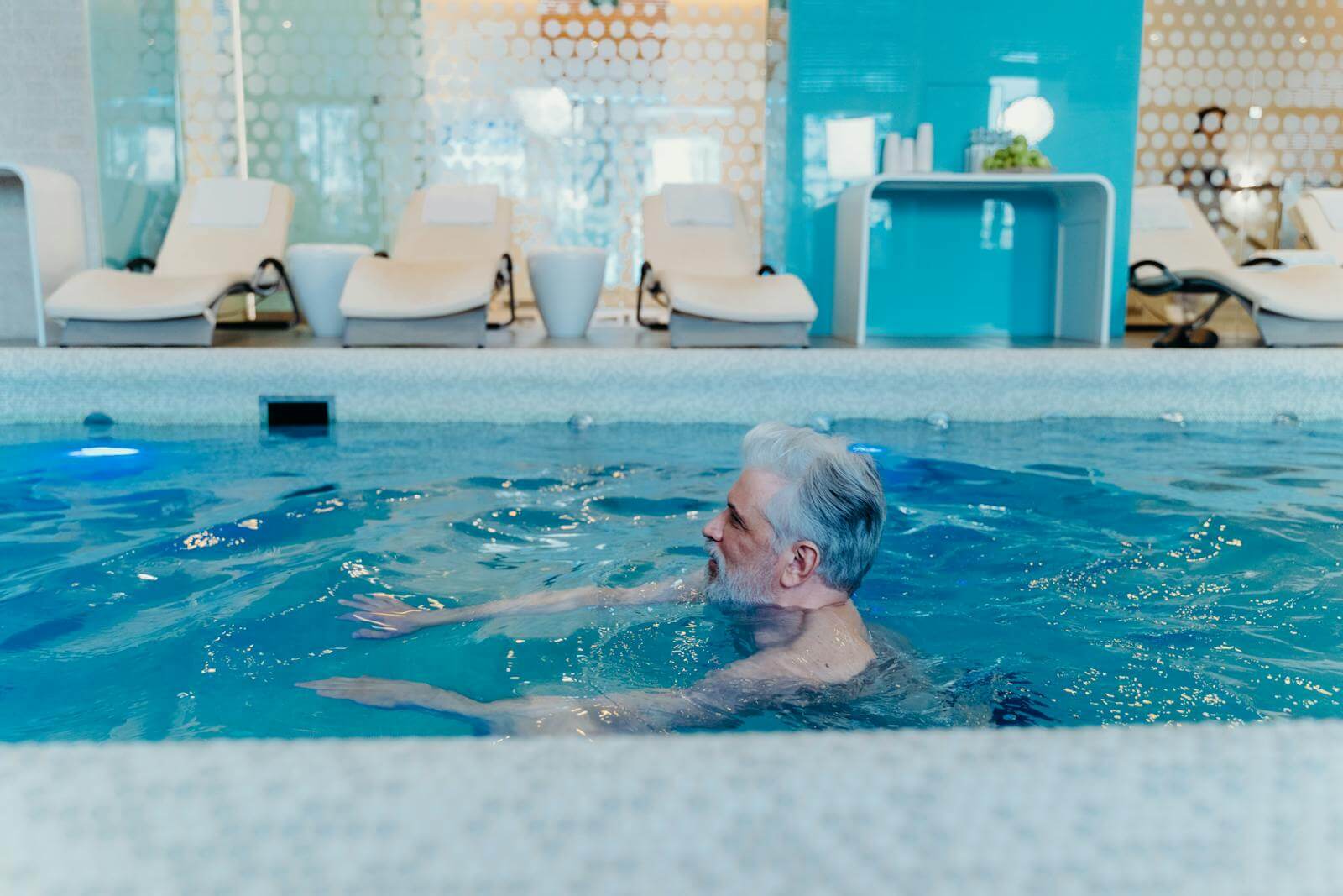 Senior Pool 15 Best Pool Exercises for Seniors to Boost Health & Mobility