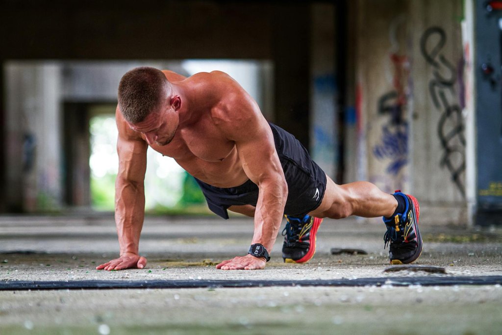 11 Best Tricep Push-Ups to Build Bigger and Stronger Arms