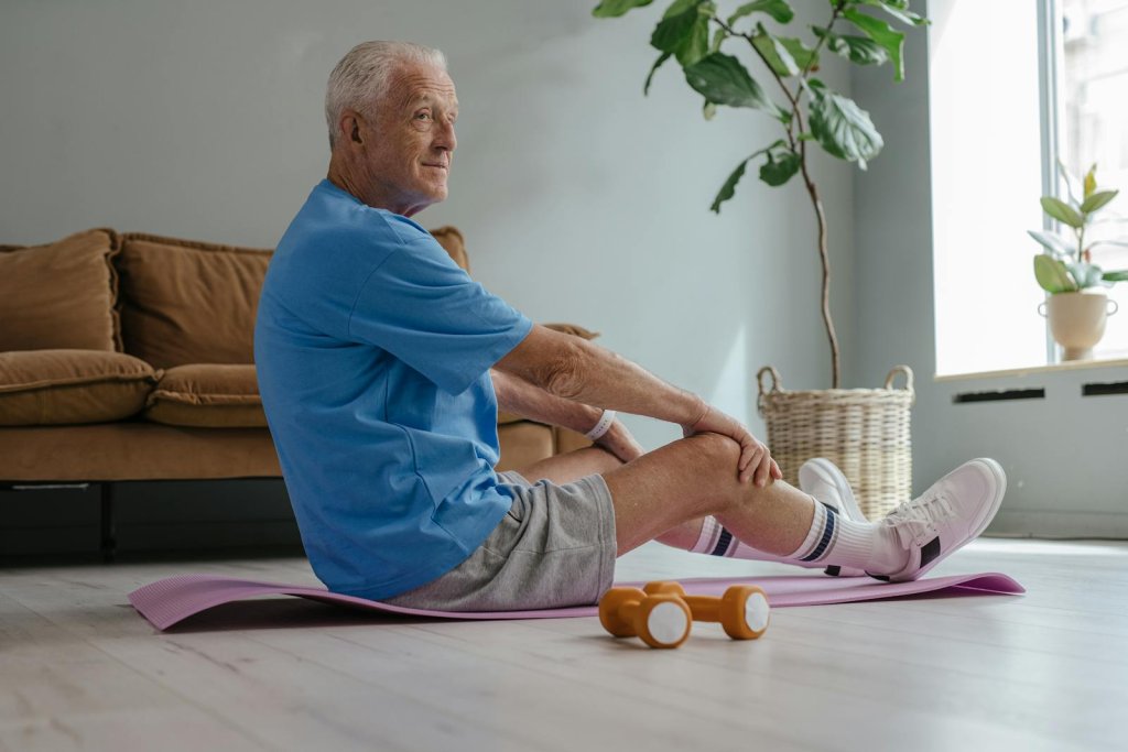 10 Knee Exercises for Seniors: Reduce Pain & Improve Mobility