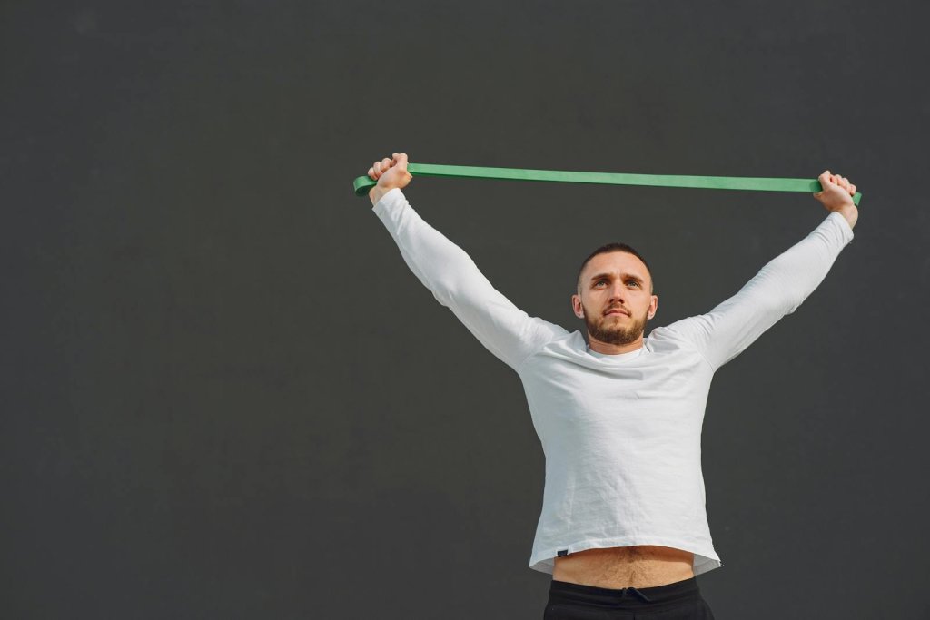 8 Best Stretch Band Exercises for Flexibility and Less Stiffness