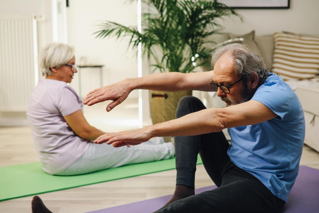 7 Best Hip Flexor Stretches for Seniors to Improve Mobility