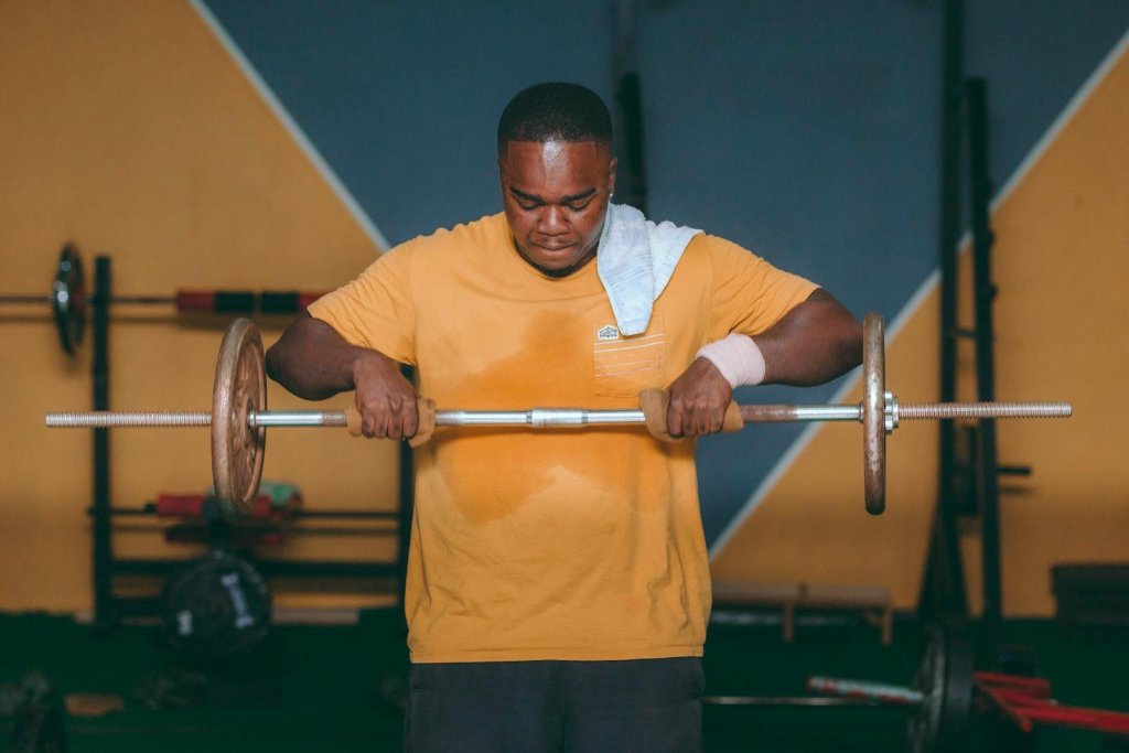 Barbell Upright Row: Build Stronger Shoulders and Traps