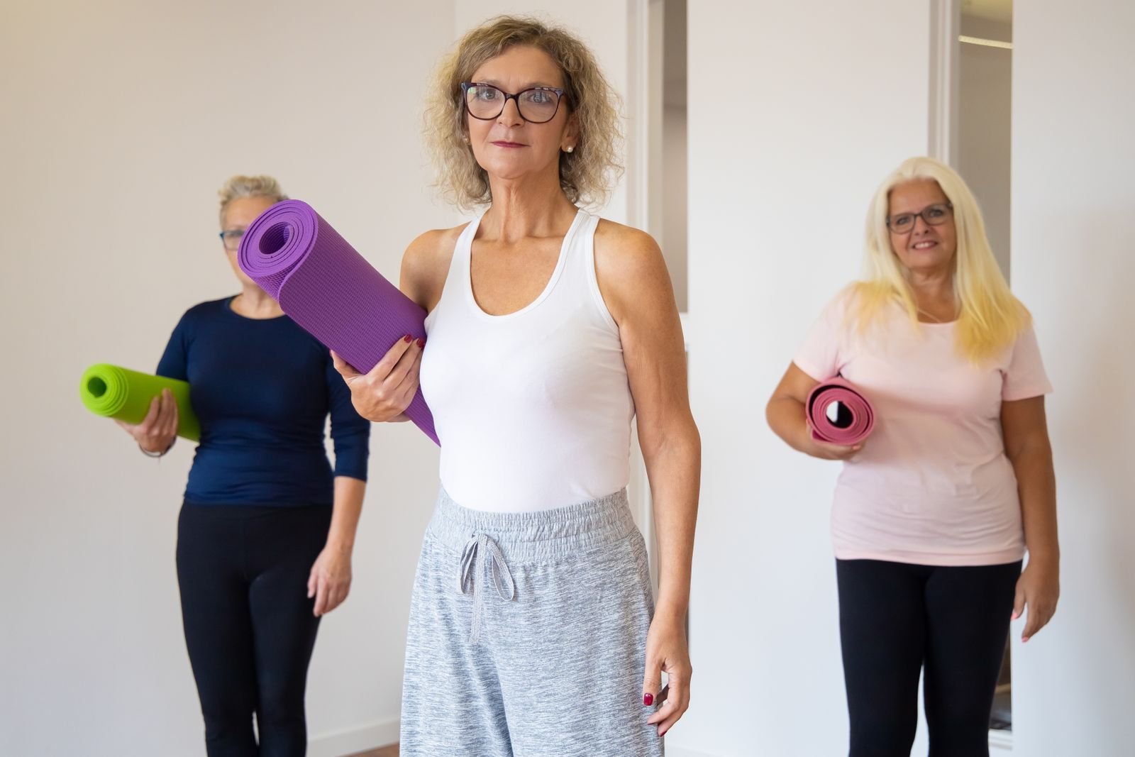 9 Best Back Fat Exercises for Women Over 50 to Get Stronger