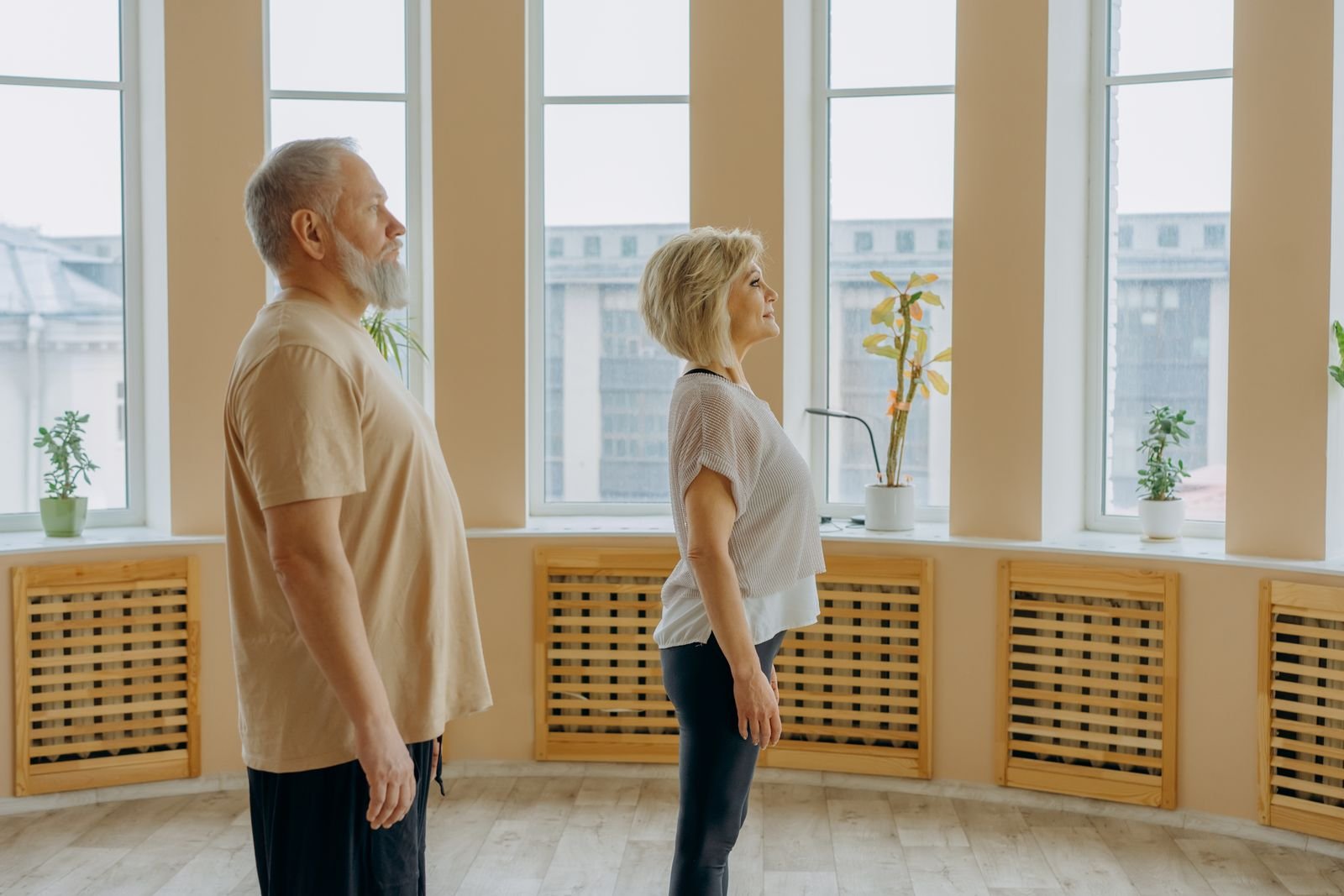 10 Best Standing Exercises for Seniors: Strength & Balance