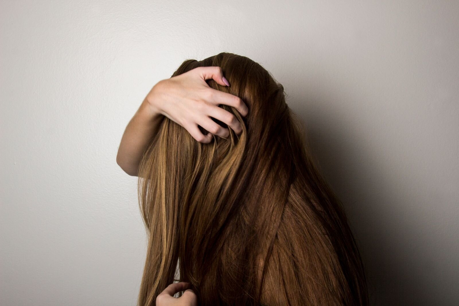 How to Get Rid of Dandruff: 7 Effective Treatments