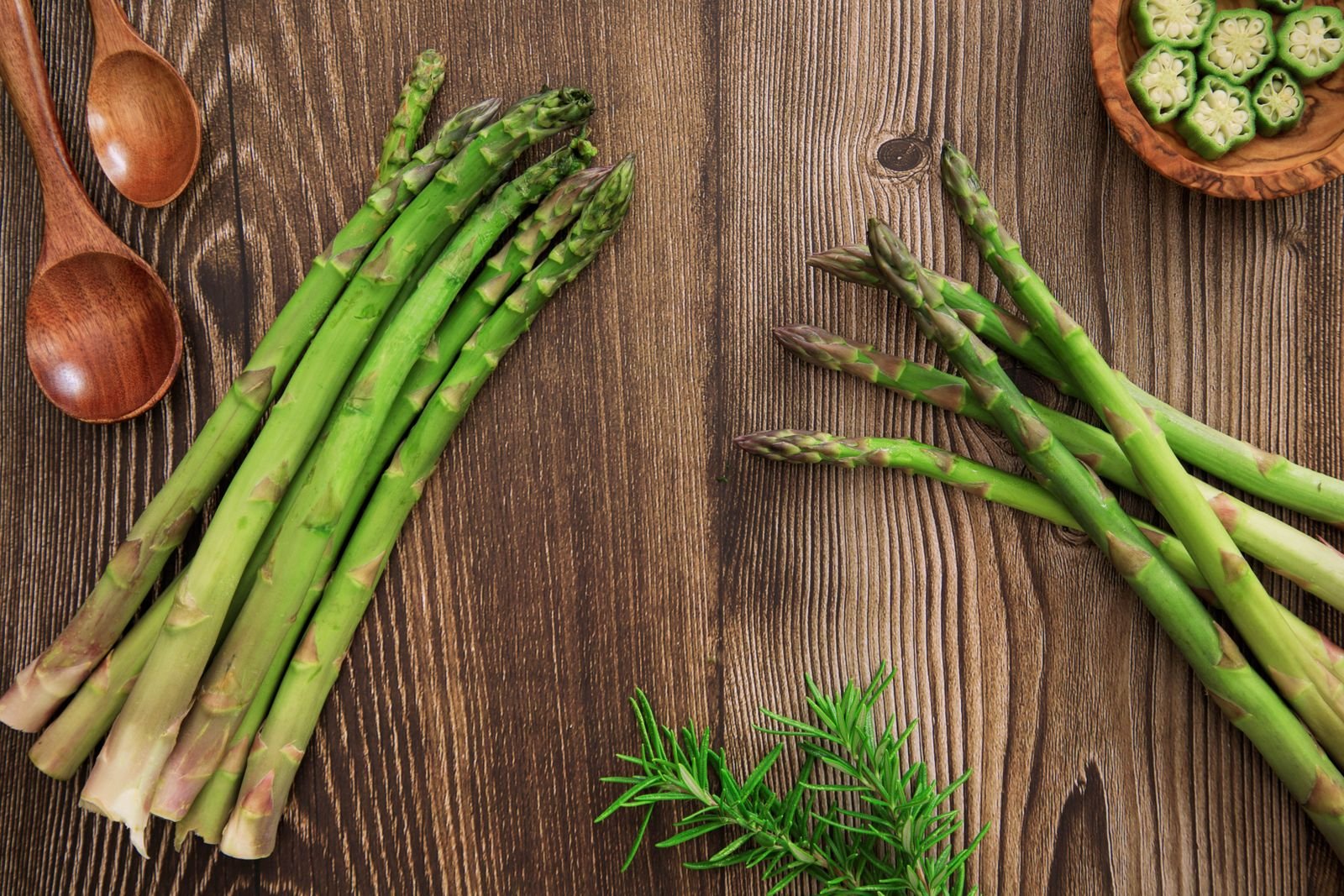 Why Does Asparagus Make Urine Smell? How Long It Lasts